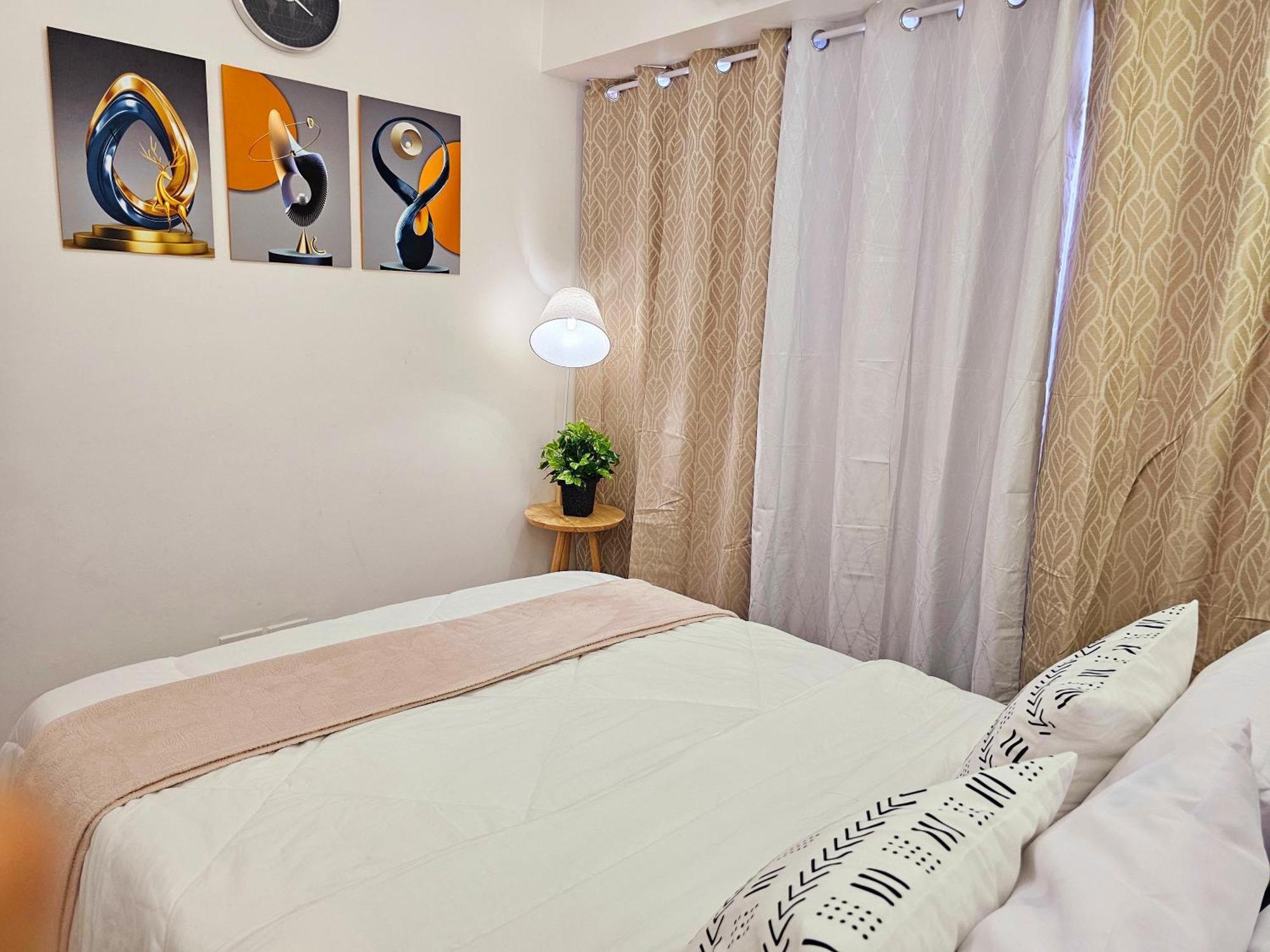 Acellyne'S Suites At The Residences At Commonwealth By Century 奎松市 外观 照片