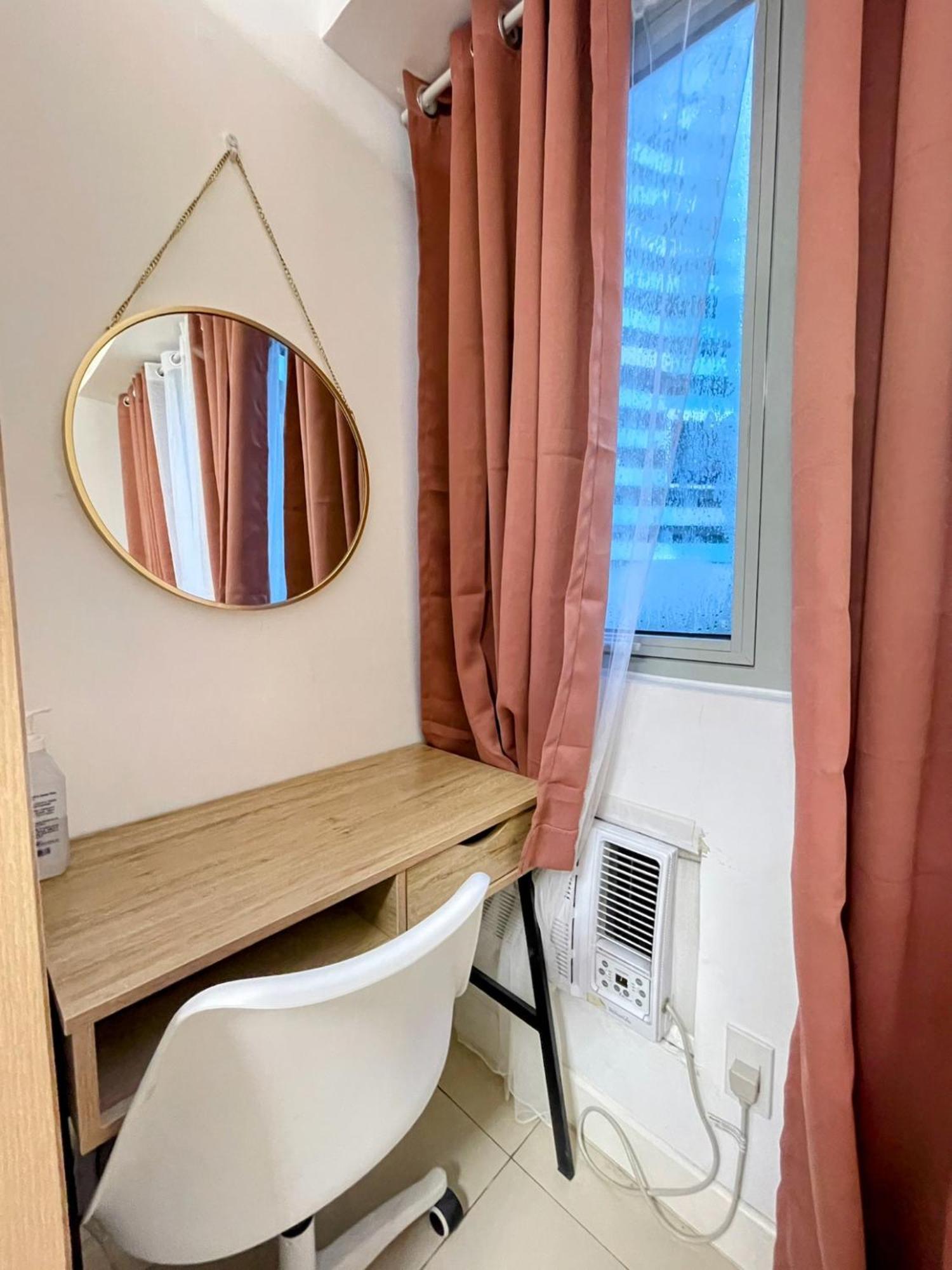 Acellyne'S Suites At The Residences At Commonwealth By Century 奎松市 客房 照片