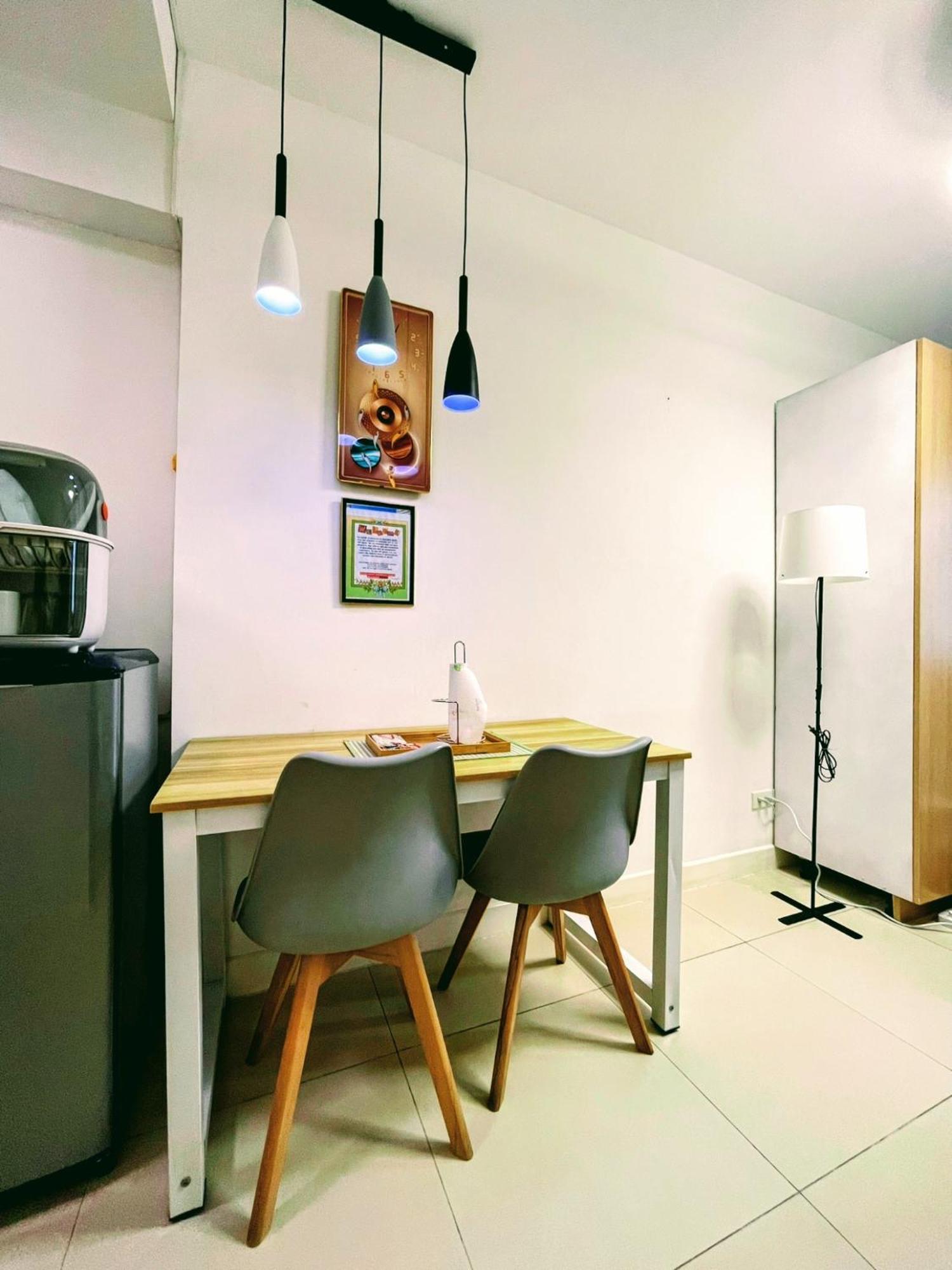 Acellyne'S Suites At The Residences At Commonwealth By Century 奎松市 客房 照片